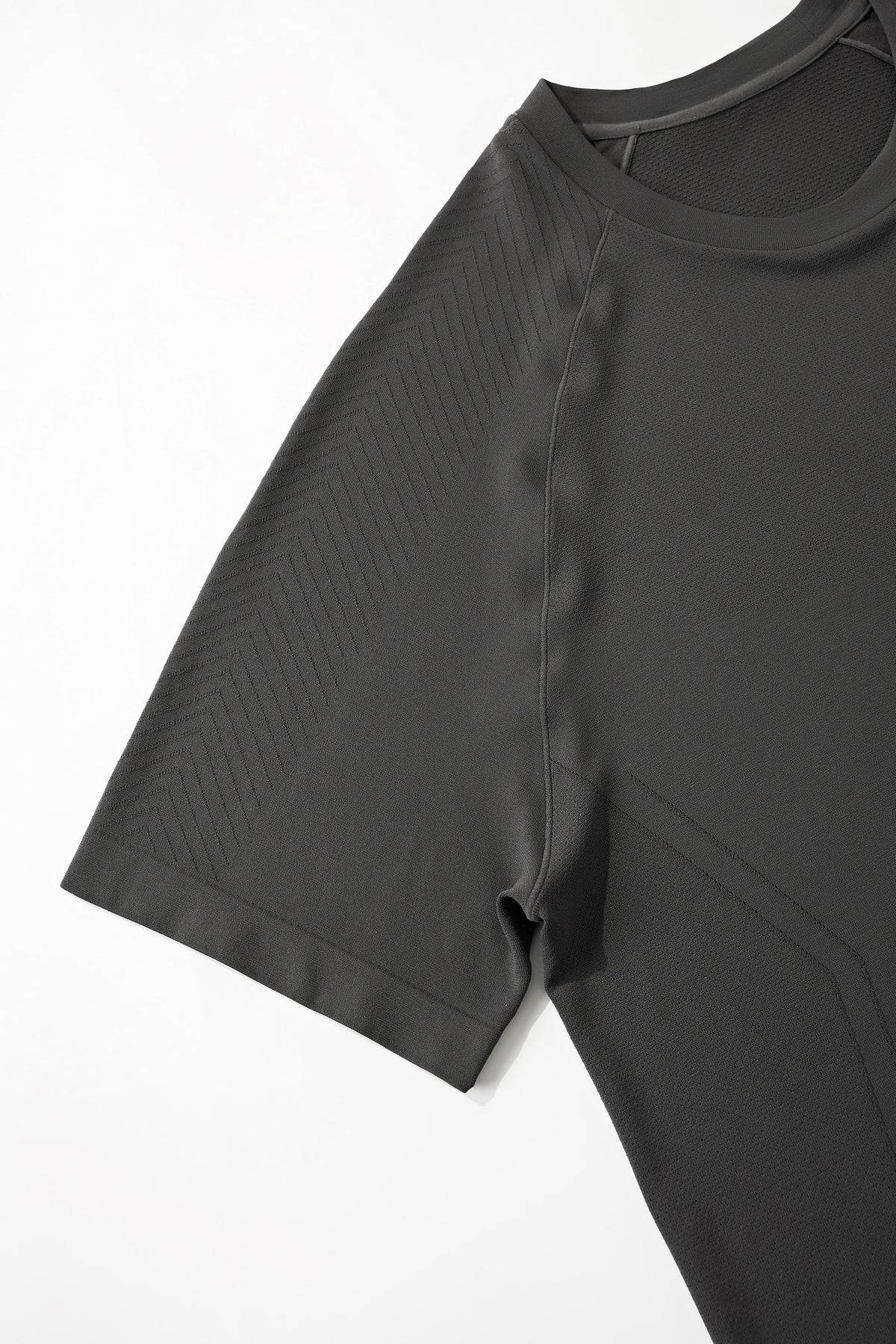 Lanna Muay Thai  Seamless Quick-Dry Training Tee