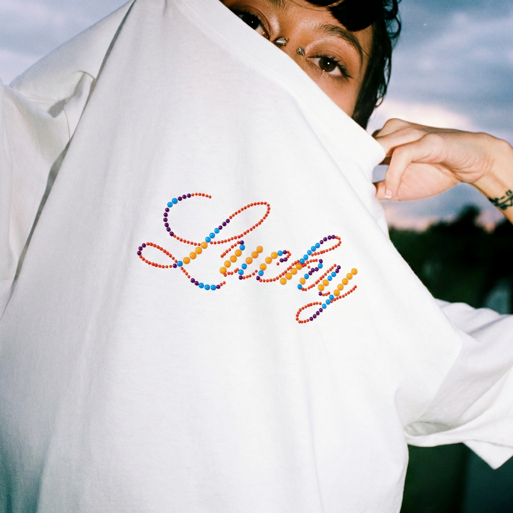 เสื้อยืดอักษรประดับพลอย Lanna MuayThai "Lucky"